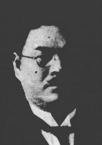 三上英雄