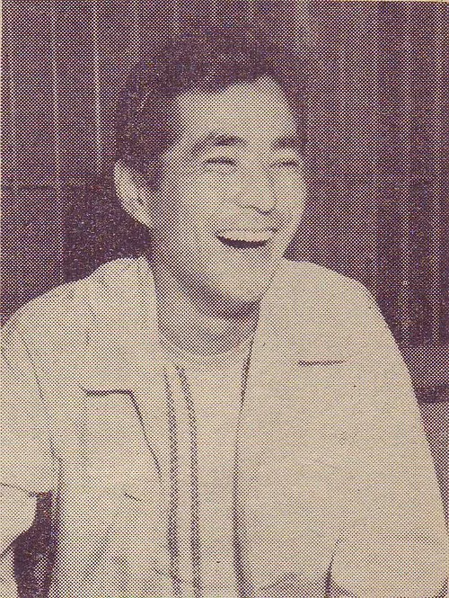三橋達也
