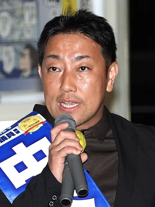 中谷一馬