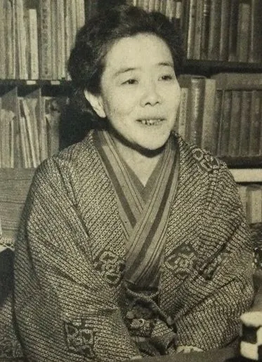 丸岡秀子