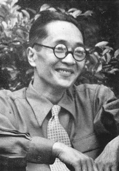 久板栄二郎