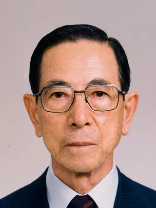 乾崇夫