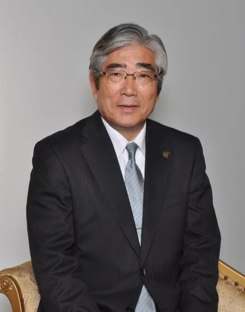 亀山紘