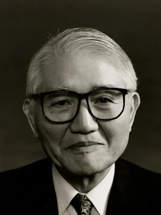 井口洋夫