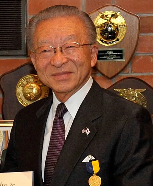 伊藤義郎