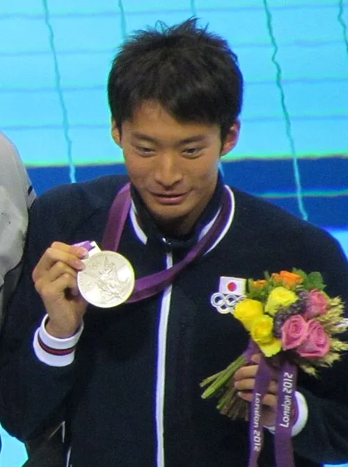入江陵介