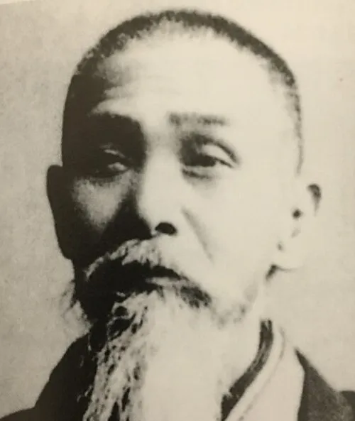 加納鷲雄