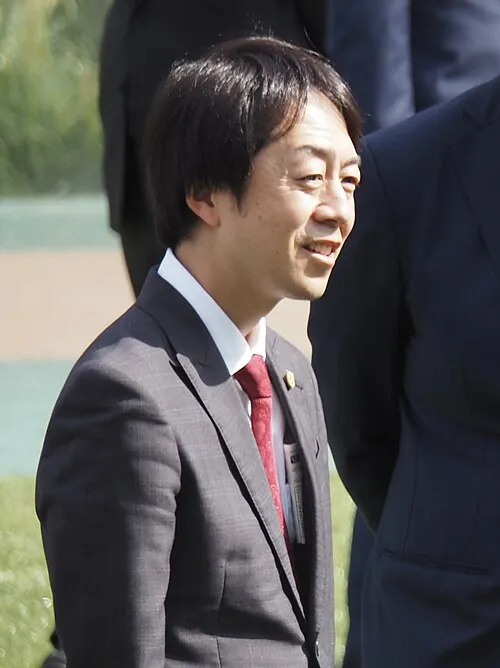加藤士津八