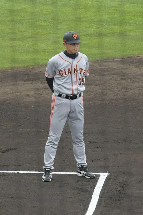 勝呂壽統