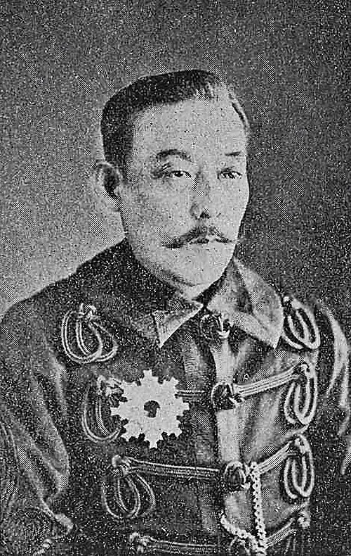 四条隆謌