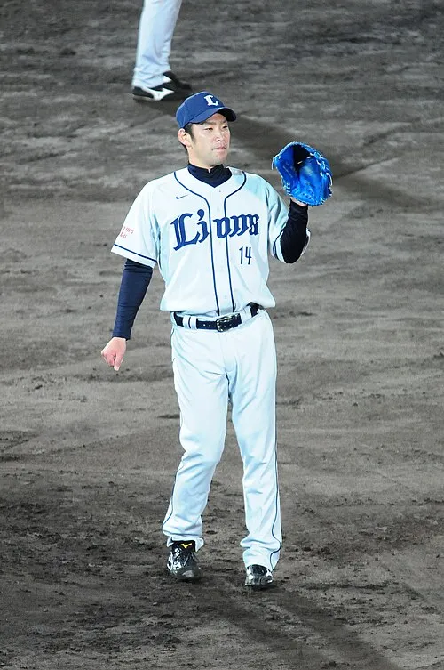 増田達至
