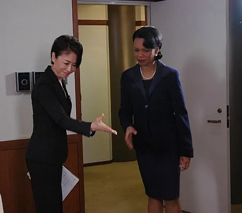 安藤優子