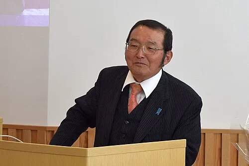 宮塚利雄