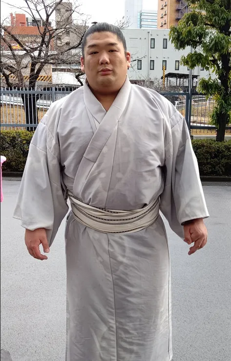 尊富士弥輝也