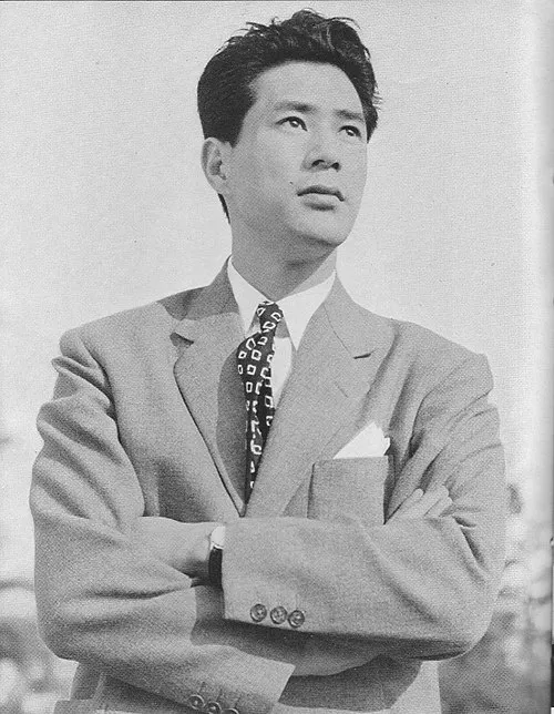 小泉博