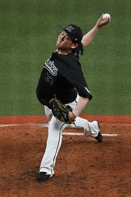 小野郁