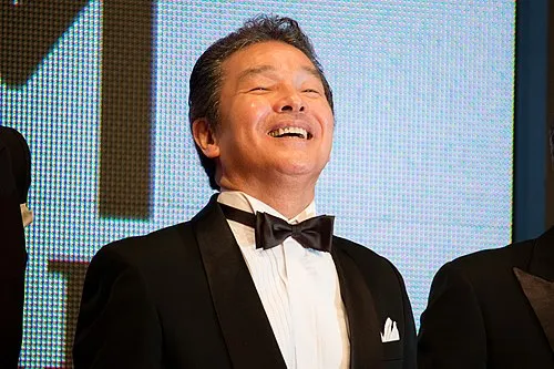 尾藤イサオ