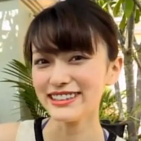 山地まり