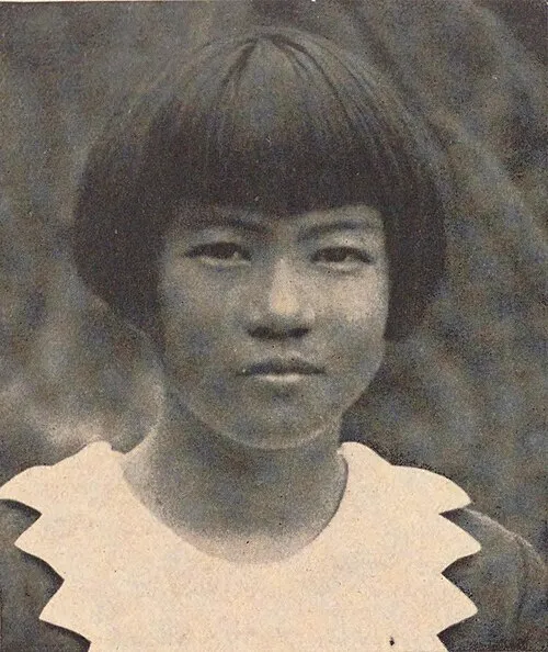 山川彌千枝
