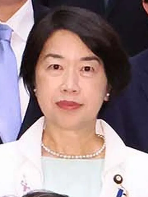 山本佐知子