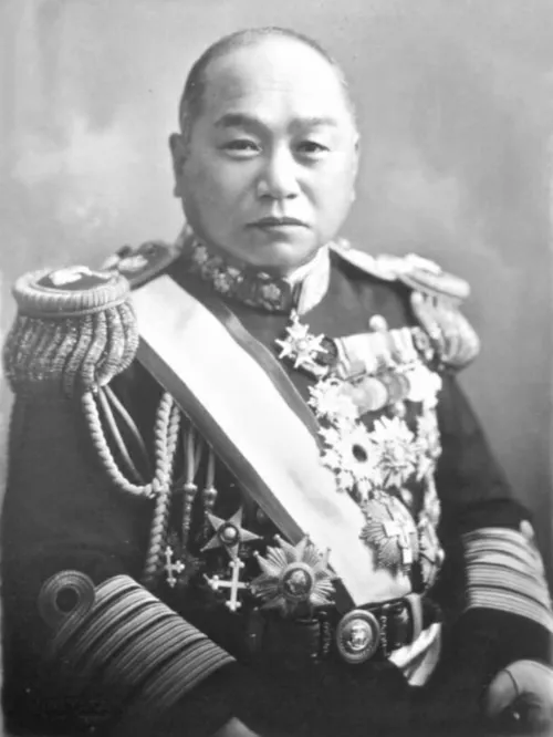 山本英輔