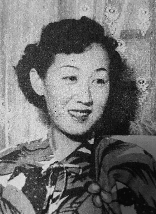 山根寿子