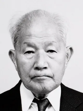 山田晶