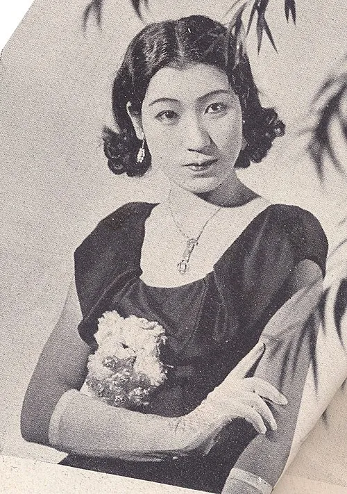 山路ふみ子