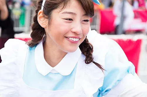 岡副麻希