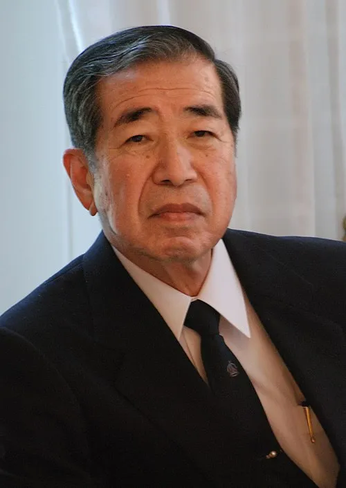 岸本忠三