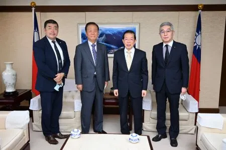 川島智太郎