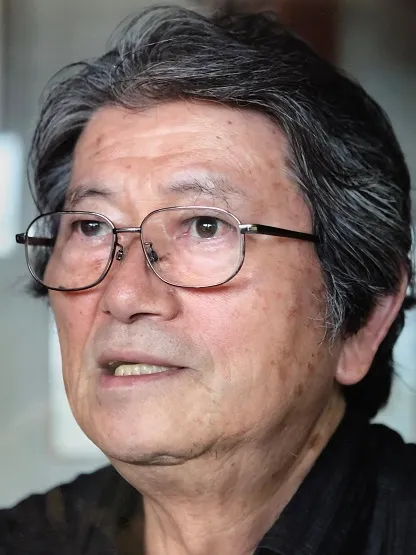 川田順造