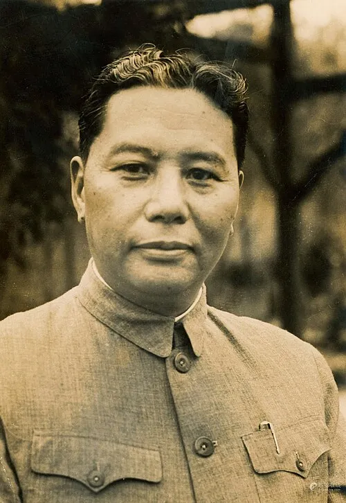 張群