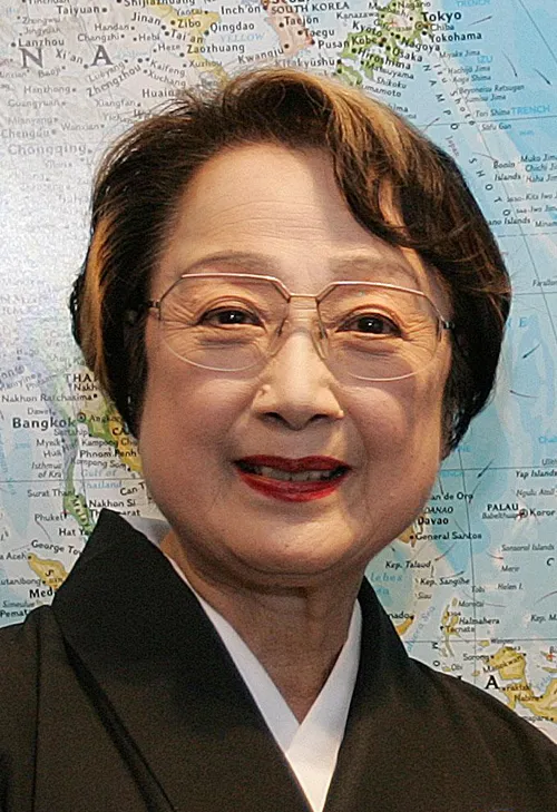 扇千景