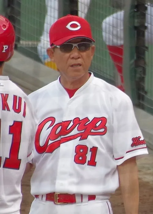 新井宏昌