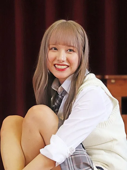 新谷真由