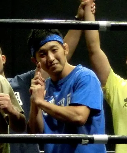服部健太