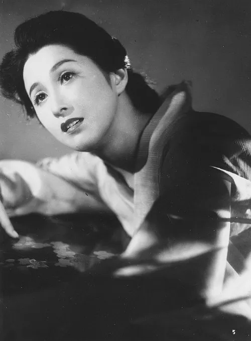 木暮実千代