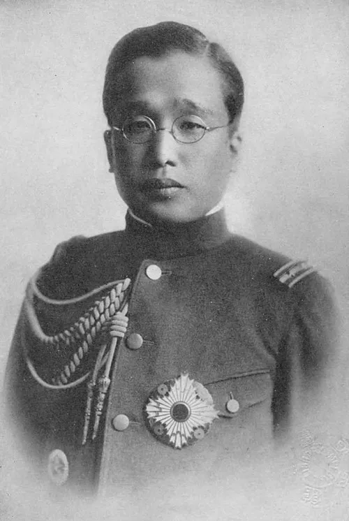 李垠
