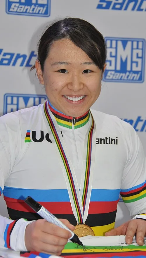梶原悠未