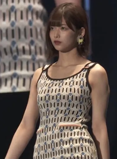 渡邉理佐