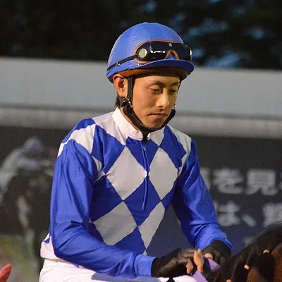 濱田達也