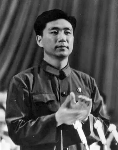 王洪文