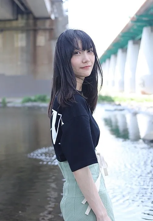 百山月花