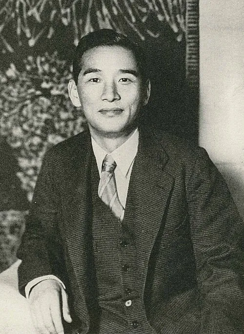 真鍋八千代