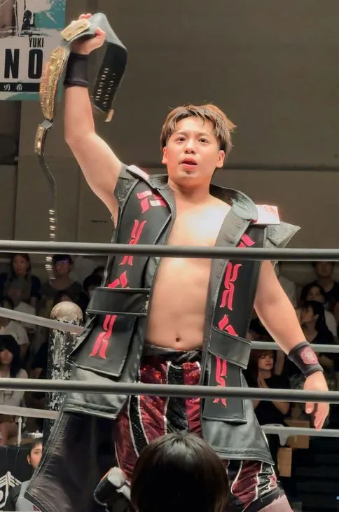 石井慧介