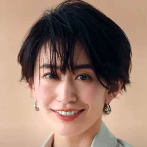 神山まりあ