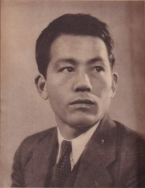 笠智衆