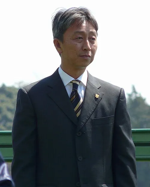 粕谷昌央