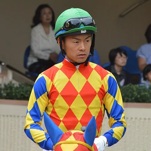 藤井勘一郎